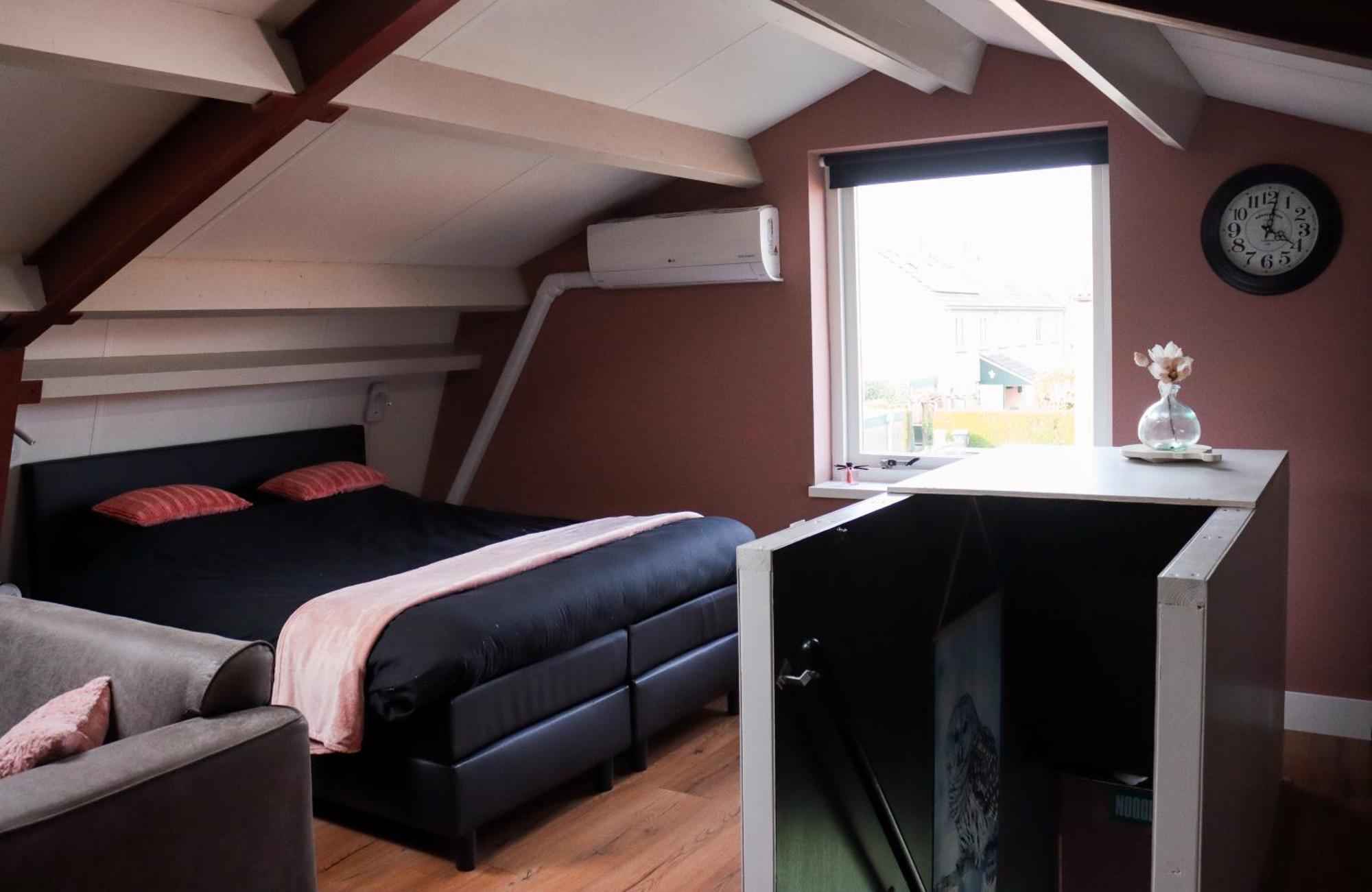 B&B De Kalverschuur Schoonrewoerd Extérieur photo